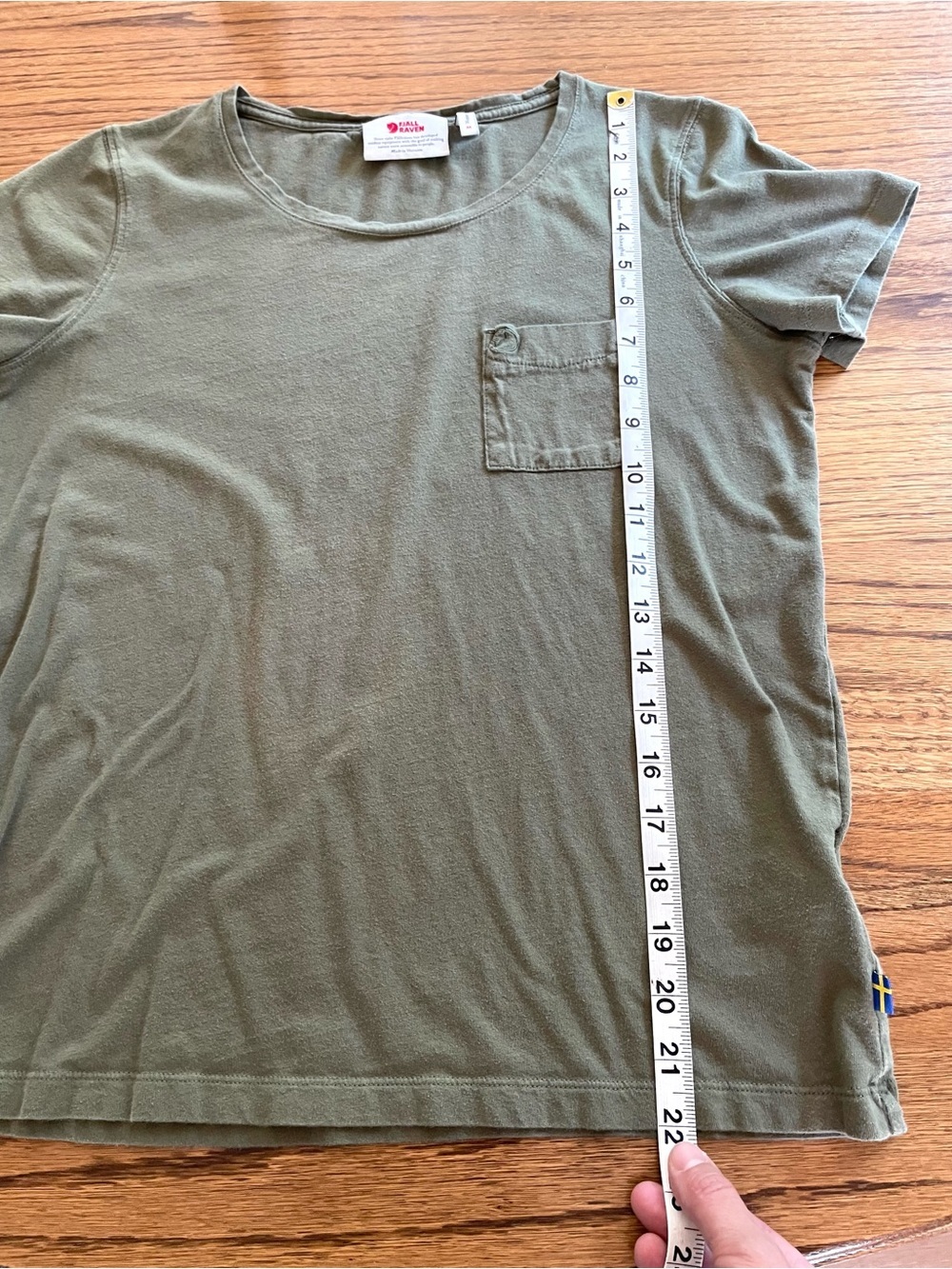Fjallraven Women’s Olive Green Ovik Scoop Neck Pocket Tee T-Shirt Sz. M - Picture 11 of 11